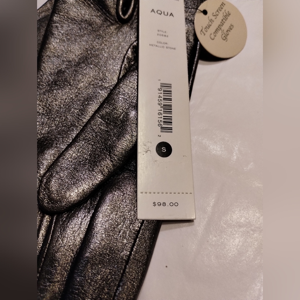 Aqua Metallic Leather Tech Gloves - 100% Exclusive BLOOMINGDALE'S - Picture 5 of 5